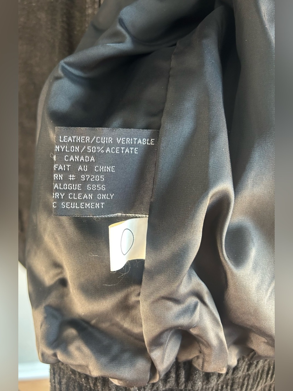 Danier Leather Men’s Suede Jacket Size M Zip Up Genuine Canada Black Bomber EUC - Picture 13 of 16